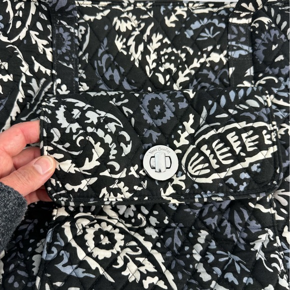 Vera Bradley Paisley Noir Quilted Turlock Tote "Travel Turlock Tote"& Wallet Set - Picture 5 of 14